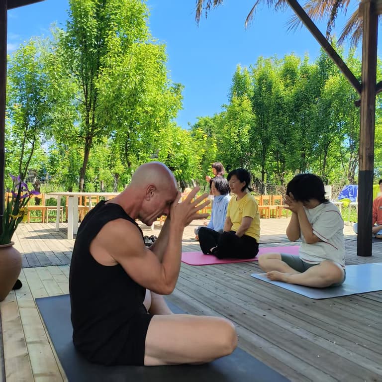 BikYasa - Ultimate Flow Yoga