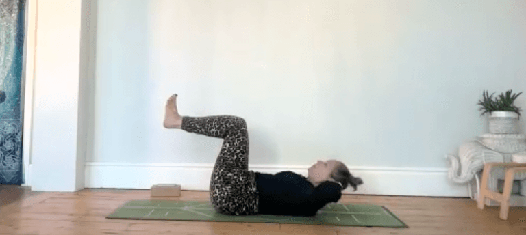 FLOW YOGA: Balance Your Core
