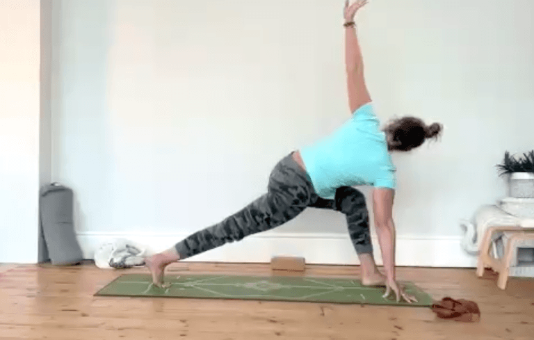 FLOW YOGA: Energy Booster