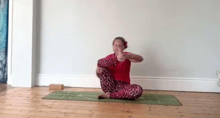 HATHA YOGA: Hips & Shoulders