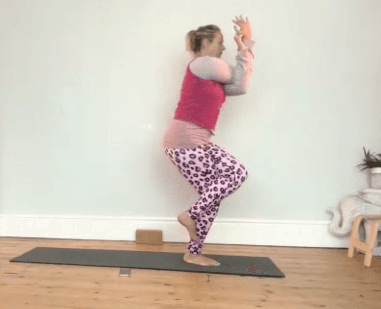 FLOW YOGA: Hips & Shoulders Eagle Pose