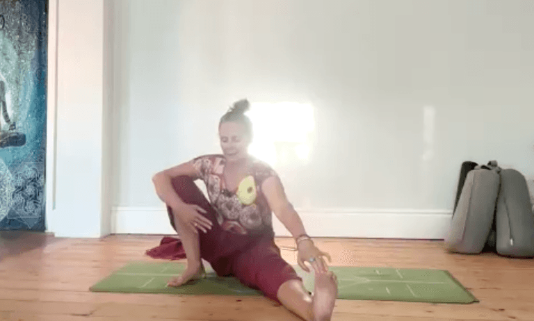 GENTLE YOGA: Understand Your Mind