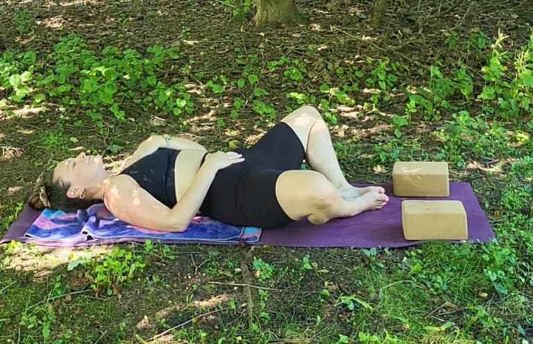 10 Minute Flow in Nature
