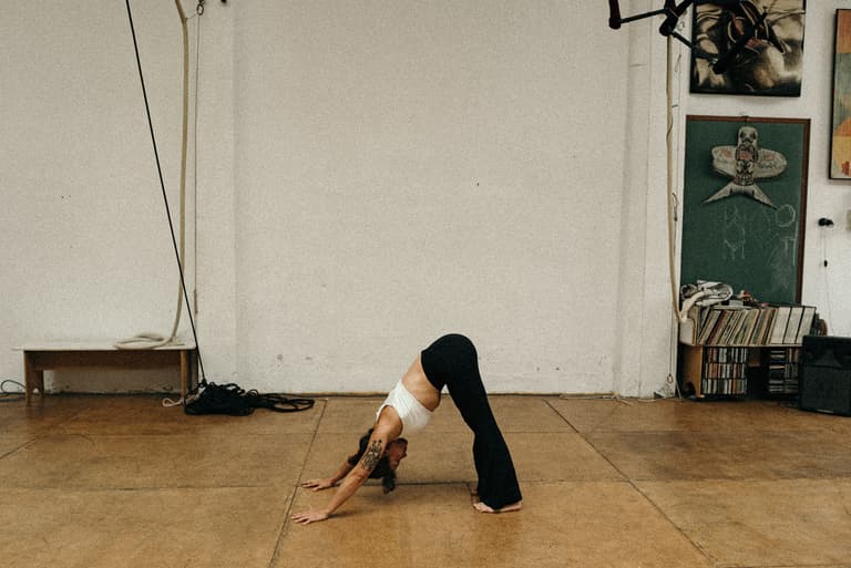 Yoga esencial para artistas escénicos